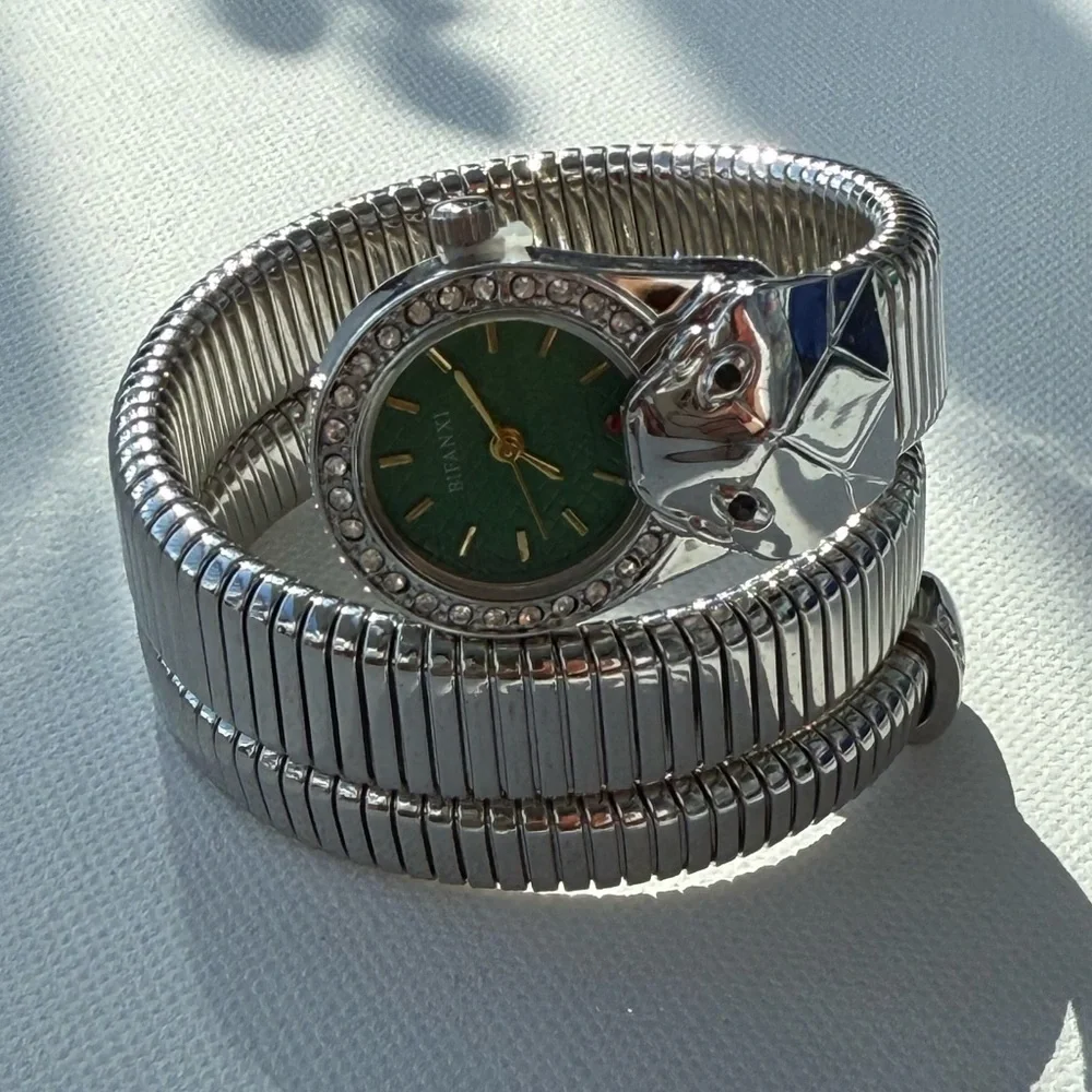 Serpenti watch Silver and Green Women's Watch